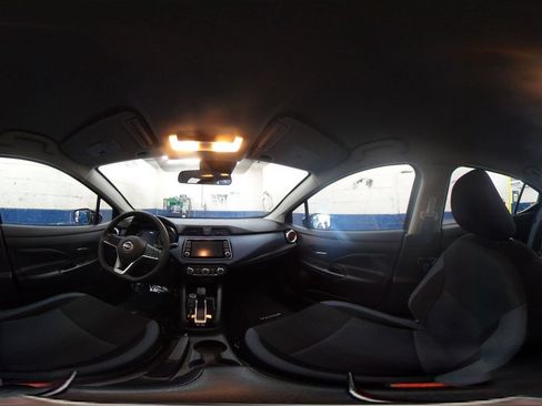 Used 2025 Nissan Versa SV FWD image 37