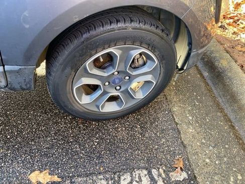 Used 2021 Ford EcoSport S image 12