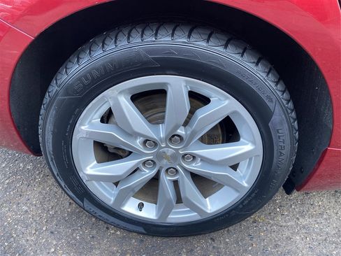 Used 2019 Chevrolet Impala LT image 16