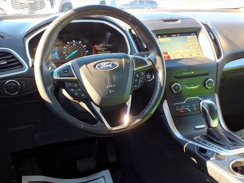Used 2018 Ford Edge SEL w/ Equipment Group 201A image 12