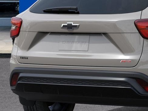 New 2026 Chevrolet Trax RS w/ Sunroof Package FWD image 14