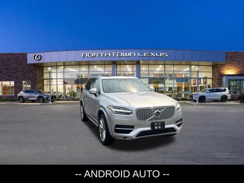 Used 2018 Volvo XC90 T6 Inscription w/ Convenience Package AWD/4WD image 3