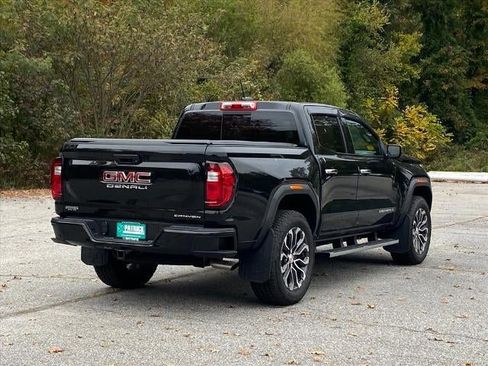 Certified 2025 GMC Canyon Denali image 3
