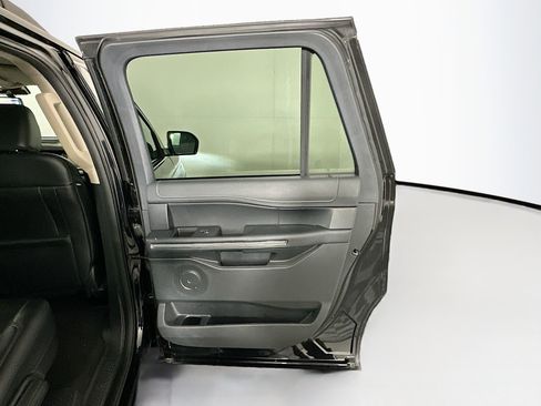 Used 2024 Ford Expedition Max XLT image 31