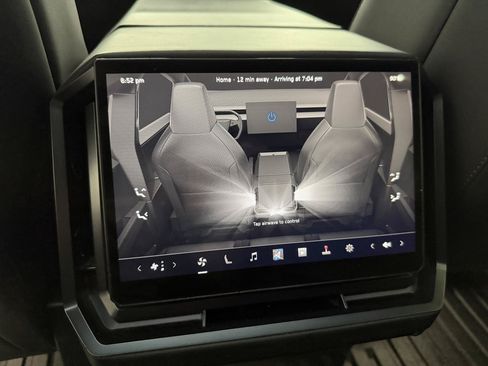 Used 2024 Tesla Cybertruck AWD Crew Cab image 14
