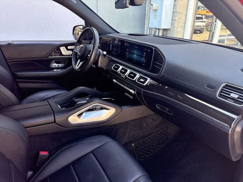 Used 2020 Mercedes-Benz GLE 350 4MATIC image 26