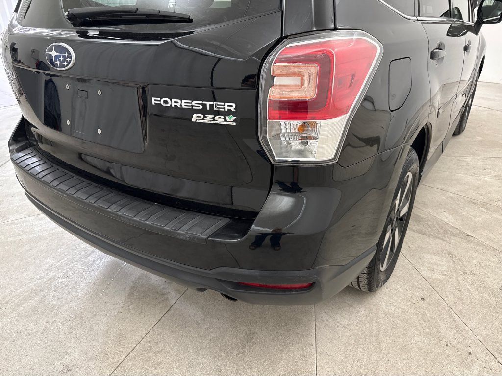 Used 2017 Subaru Forester 2.5i Limited w/ Popular Package #2 AWD/4WD image 25