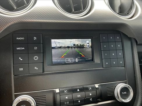 Used 2022 Ford Mustang GT RWD image 13