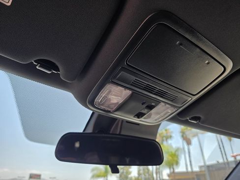 Used 2022 Honda Pilot Sport image 40