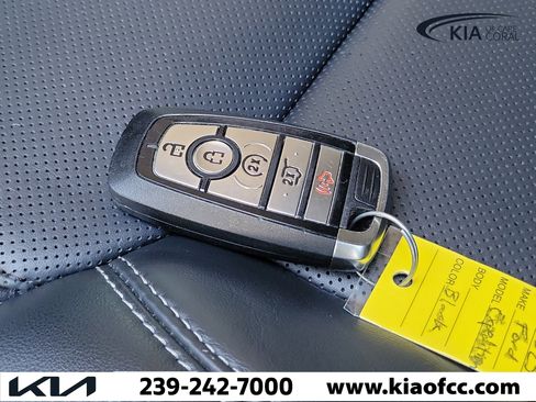 Used 2025 Ford Expedition Max Platinum AWD/4WD image 30