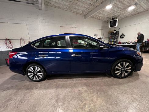 Used 2016 Nissan Sentra SL image 8