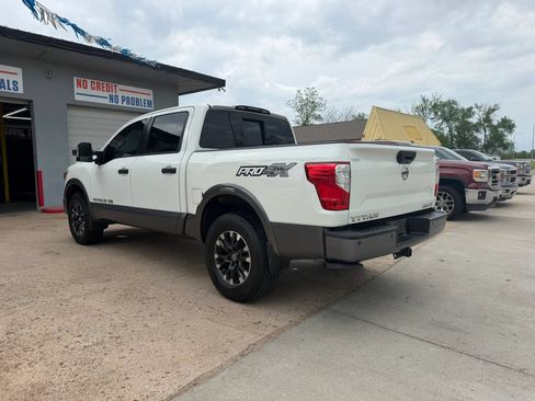 Used 2019 Nissan Titan PRO-4X w/ Pro-4x Convenience Package AWD/4WD image 5