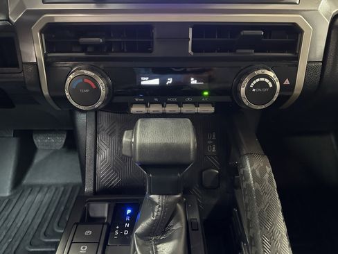 Used 2024 Toyota Tacoma SR5 image 19