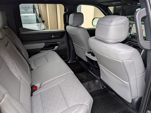 Used 2025 Toyota Tundra Limited image 18
