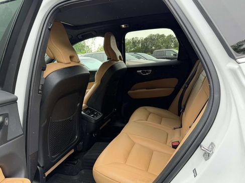 Used 2019 Volvo XC60 T6 Inscription w/ Protection Package Premier AWD/4WD image 6
