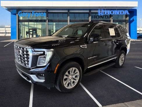 Used 2026 GMC Yukon Denali AWD/4WD image 4