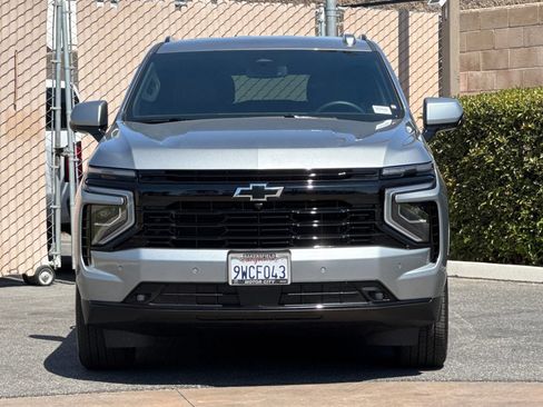 Certified 2026 Chevrolet Suburban RST RWD image 9