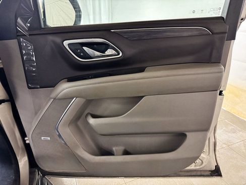Used 2021 GMC Yukon SLT w/ SLT Luxury Plus Package AWD/4WD image 19