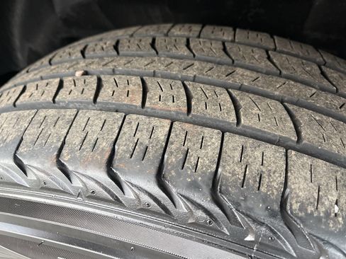 Used 2010 Jeep Liberty Sport image 10