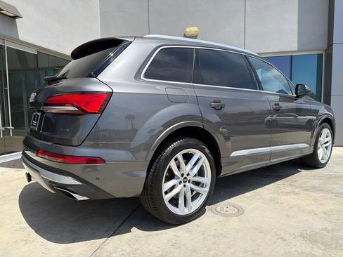 Used 2025 Audi Q7 3.0T Premium Plus AWD/4WD image 7