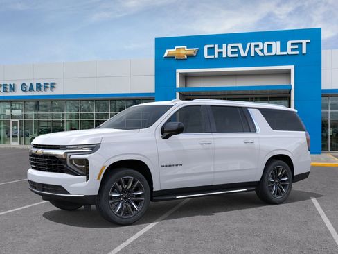 New 2026 Chevrolet Suburban LS AWD/4WD image 2