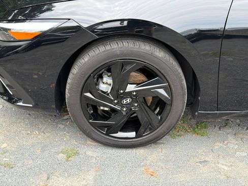 Certified 2026 Hyundai Elantra Sport FWD image 5