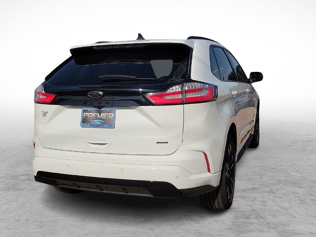 Used 2022 Ford Edge SE w/ Black Appearance Package AWD/4WD image 10