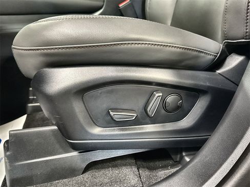 New 2026 Ford Explorer Active image 13