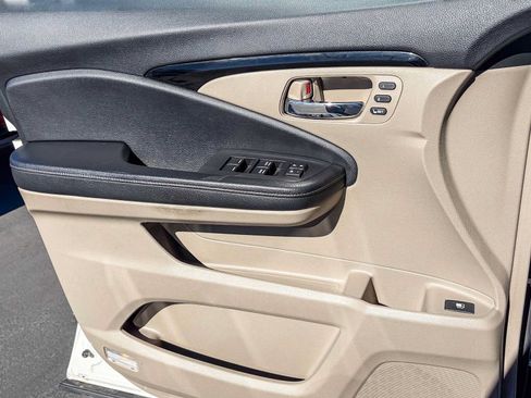 Used 2018 Honda Ridgeline RTL-E image 21