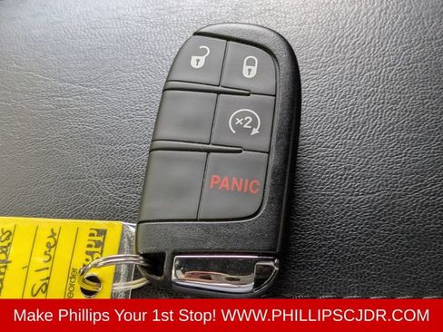 Certified 2025 Jeep Compass Latitude AWD/4WD image 27