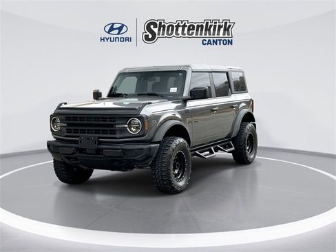 Used 2022 Ford Bronco 4-Door image 4