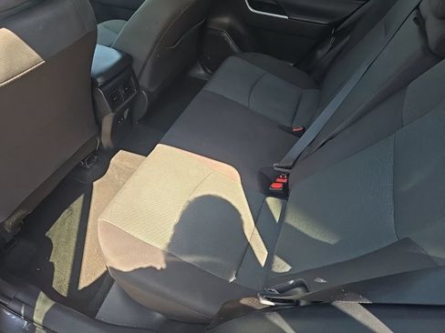 Used 2024 Toyota RAV4 XLE FWD image 11