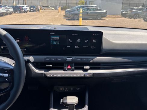 Used 2025 Kia K4 FWD image 17