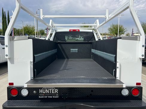 Used 2023 RAM 3500 Tradesman image 13