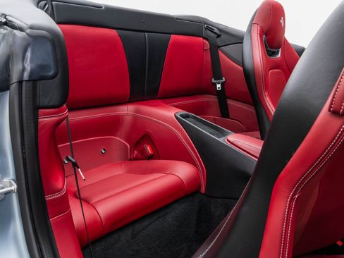 Certified 2022 Ferrari Portofino M image 44