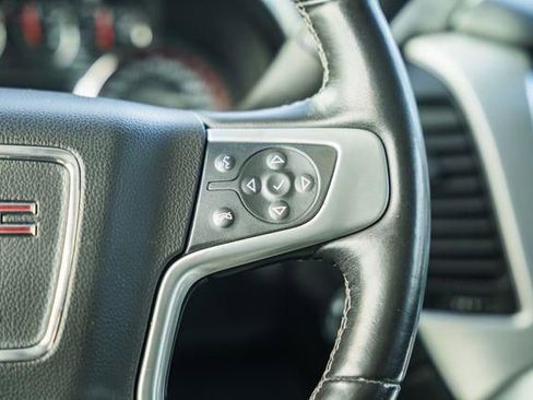 Used 2016 GMC Yukon SLT w/ Open Road Package image 32