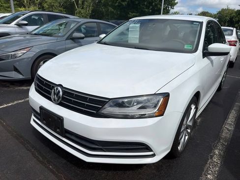 Used 2018 Volkswagen Jetta S FWD image 4