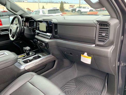 Certified 2022 Chevrolet Silverado 1500 LTZ image 28