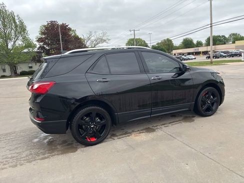 Used 2020 Chevrolet Equinox Premier w/ Premier Redline Edition AWD/4WD image 8