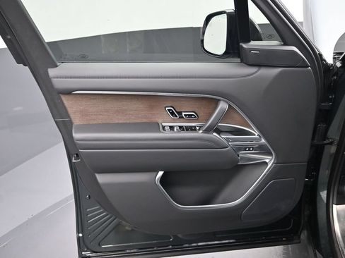 Used 2023 Land Rover Range Rover SE AWD/4WD image 23