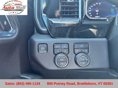 Used 2024 Chevrolet Silverado 1500 RST w/ Z71 Off-Road Package AWD/4WD image 21