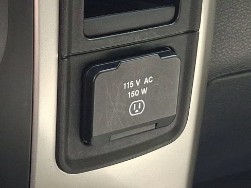 Used 2017 RAM 1500 Big Horn AWD/4WD image 25