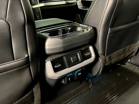 Used 2024 Ford F150 Lariat w/ FX4 Off-Road Package image 11