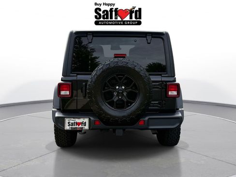 Used 2024 Jeep Wrangler Unlimited Sport AWD/4WD image 7