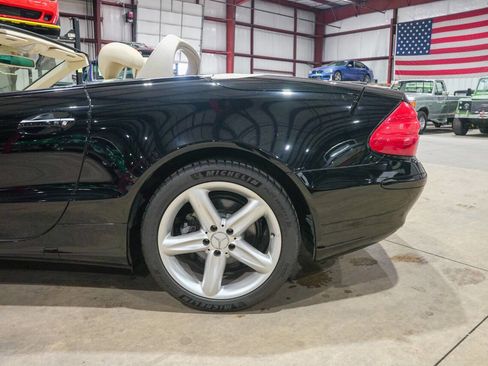 Used 2005 Mercedes-Benz SL 500 image 5