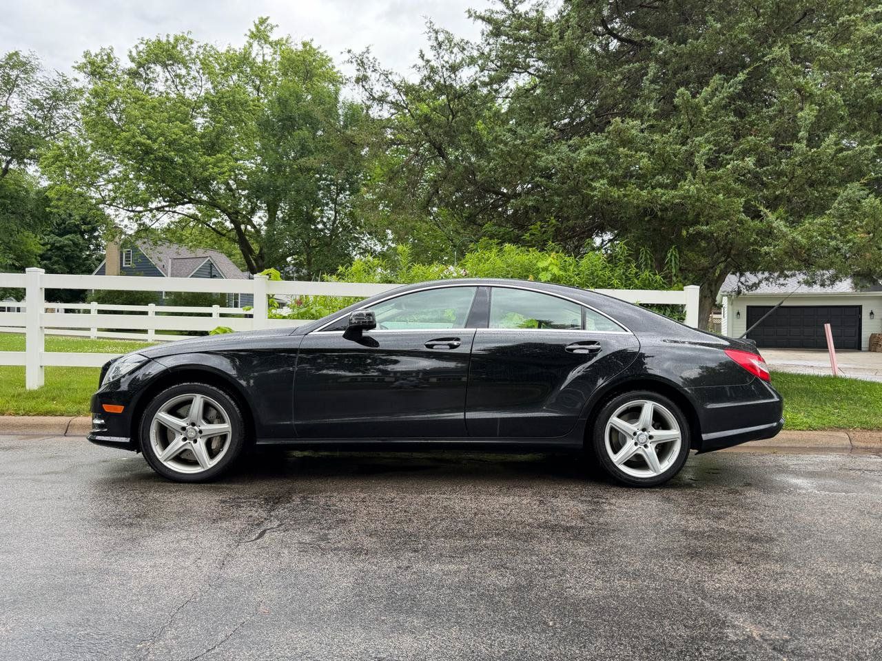 Used 2014 Mercedes-Benz CLS 550 4MATIC image 3