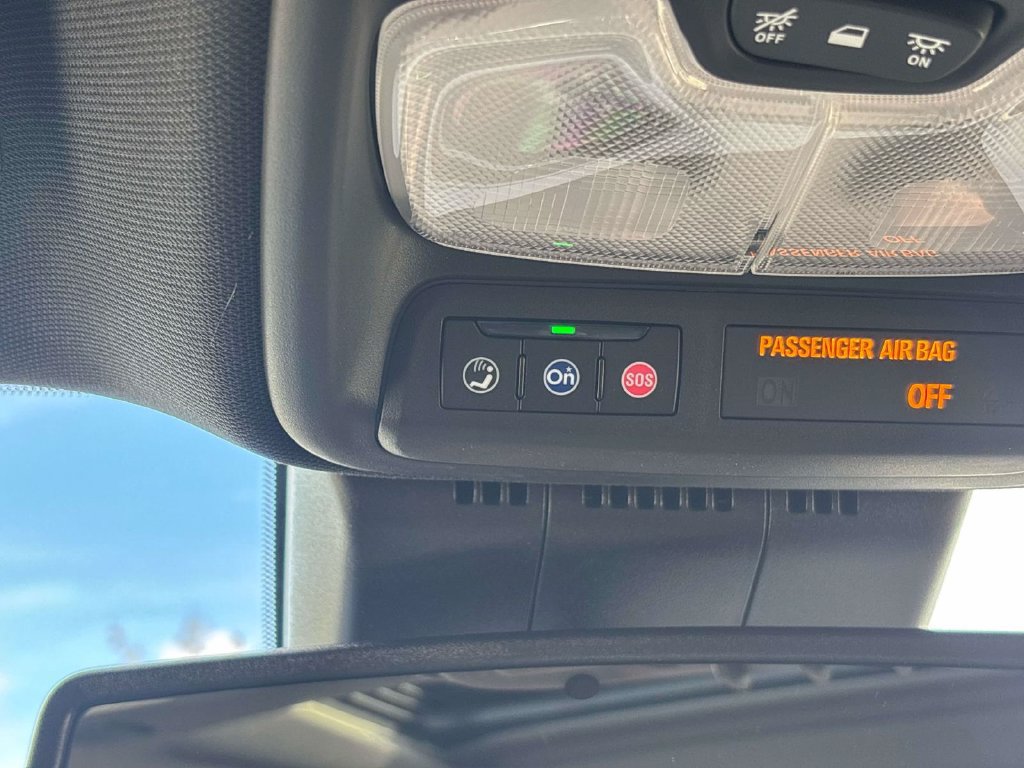 New 2026 Chevrolet Colorado ZR2 AWD/4WD image 15