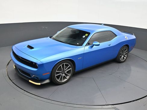 Used 2023 Dodge Challenger R/T w/ Plus Package image 13