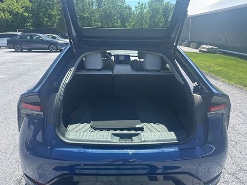 Used 2023 Toyota Prius XLE AWD/4WD image 7