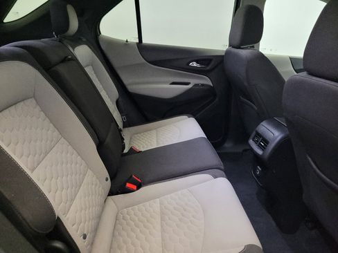 Used 2020 Chevrolet Equinox LS w/ LS Convenience Package AWD/4WD image 19